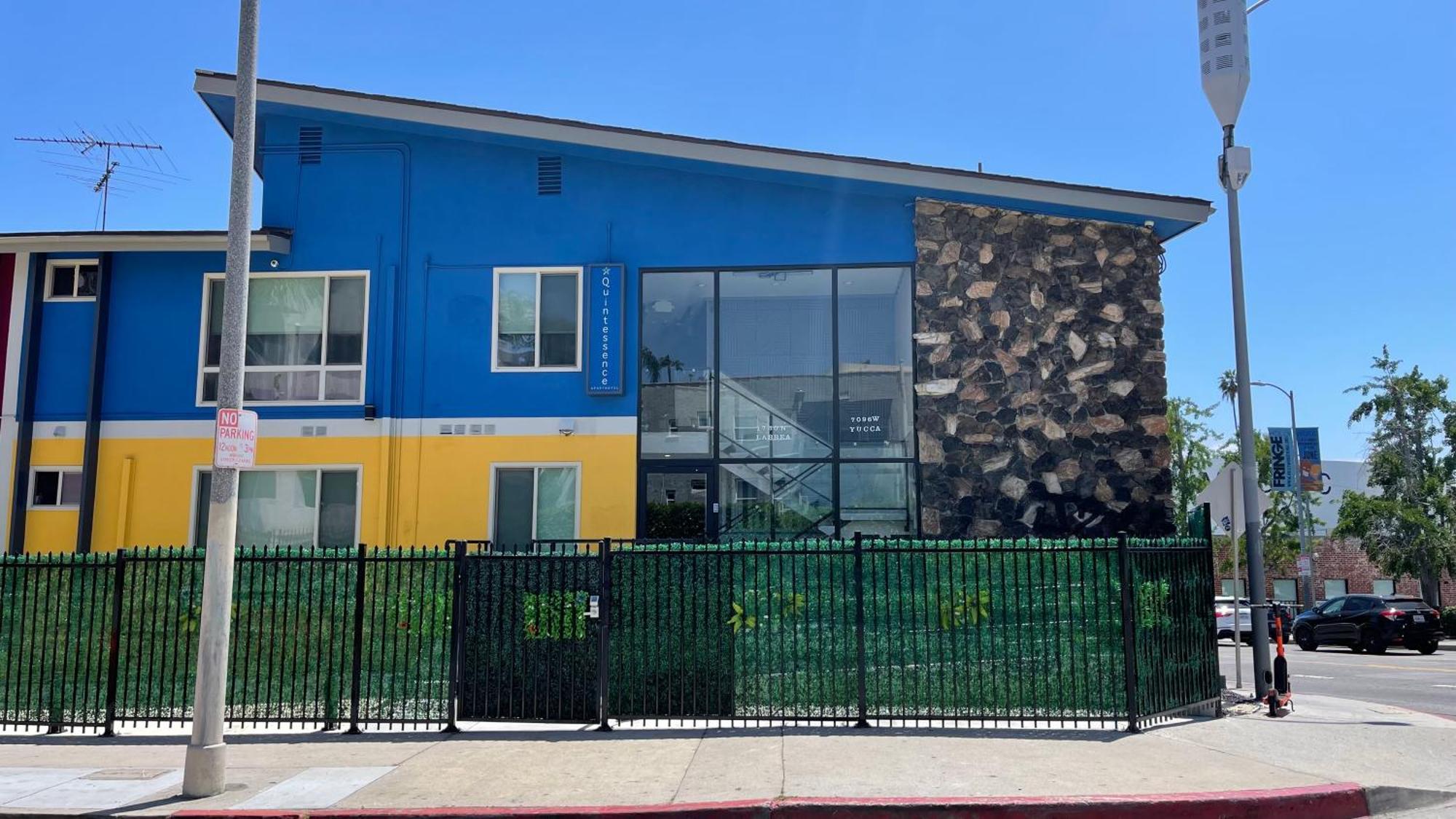 Quintessence Aparthotel Los Angeles Exterior photo